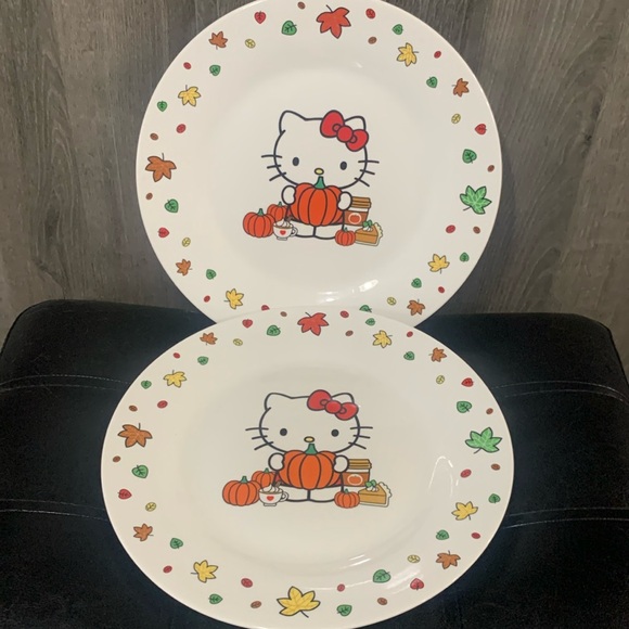 New Hello Kitty Pumpkin Spice Fall 10.5" Large Ceramic Set Of 2 Dinner Plates - Picture 1 of 7